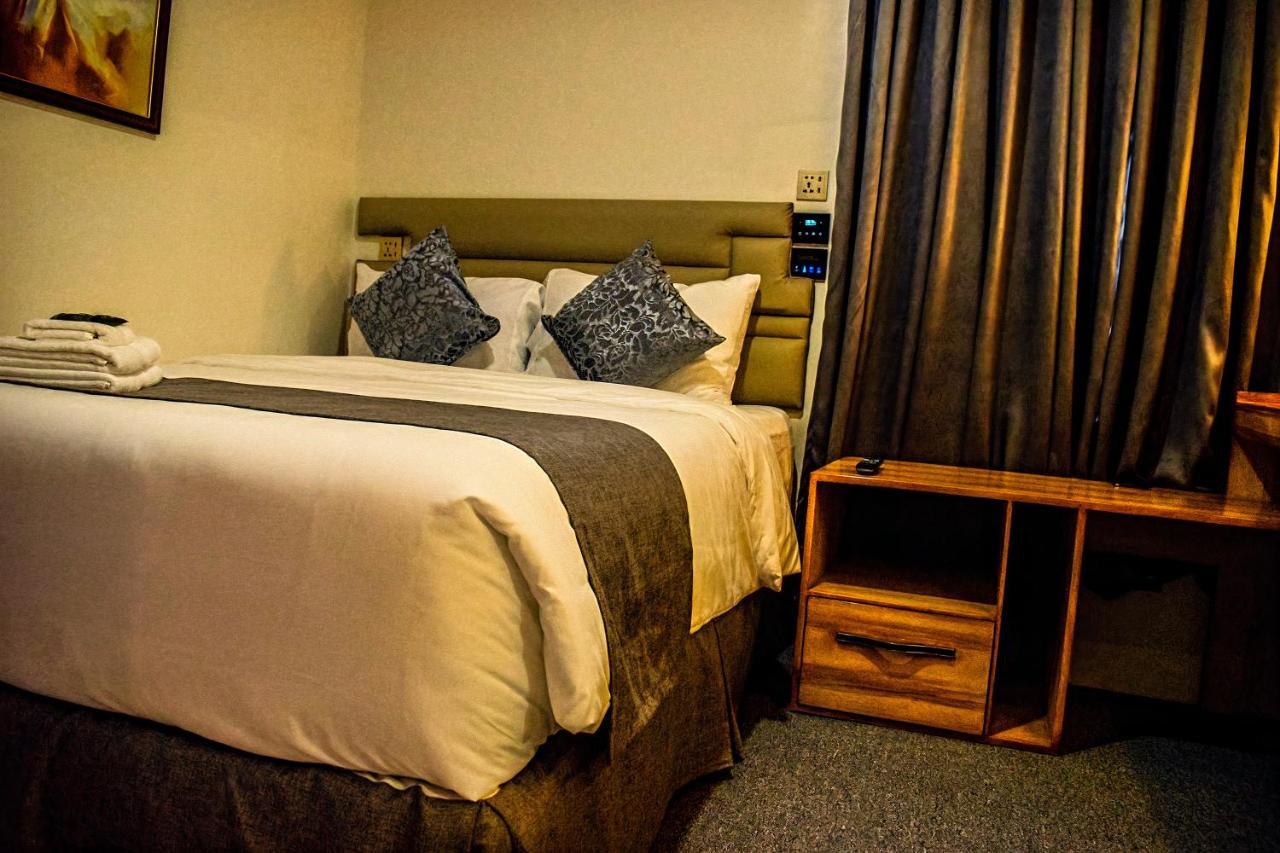 מקטאן Sempre Premier Inn - Mactan Airport Hotel מראה חיצוני תמונה