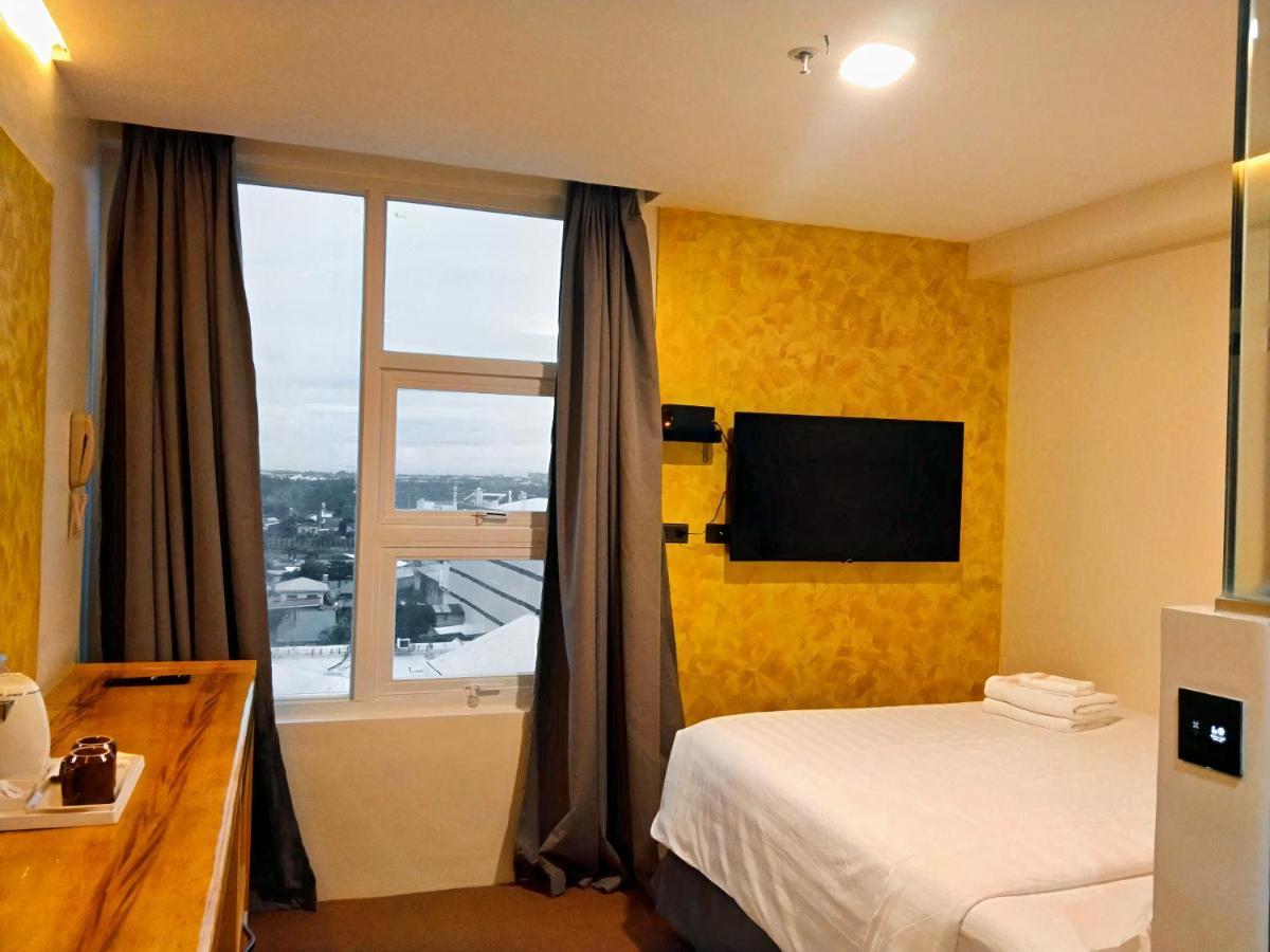 מקטאן Sempre Premier Inn - Mactan Airport Hotel מראה חיצוני תמונה